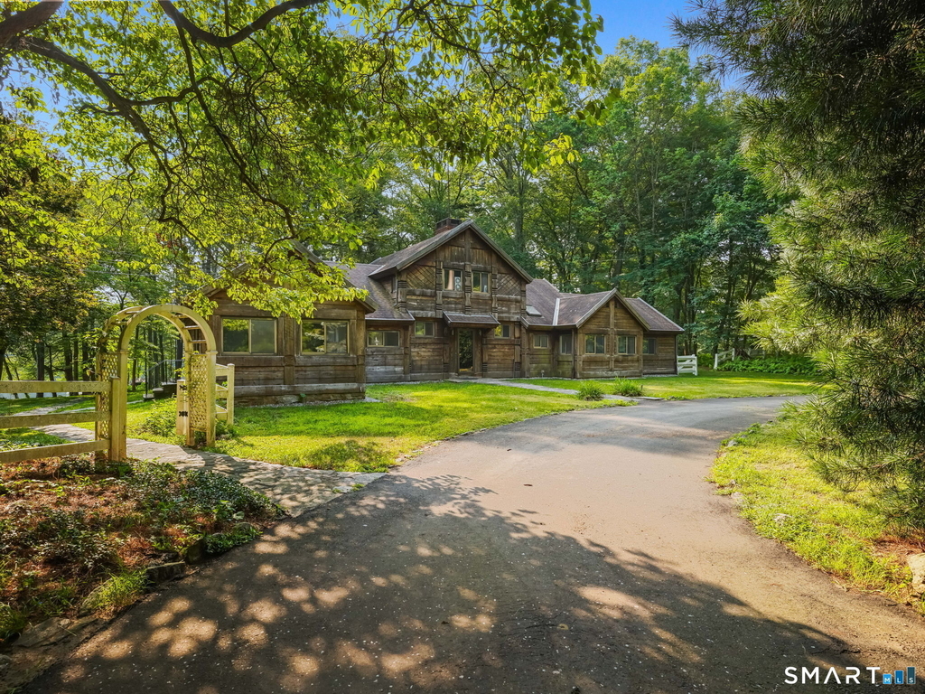 3392 Huntington Road - Photo 1