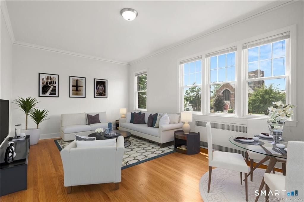 684 Farmington Avenue - Photo 4