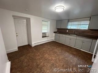 18 Knapp Street - Photo 2