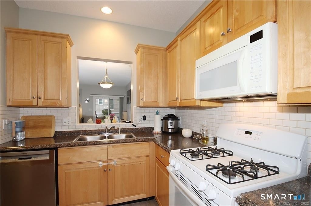 39 Ives Street - Photo 9