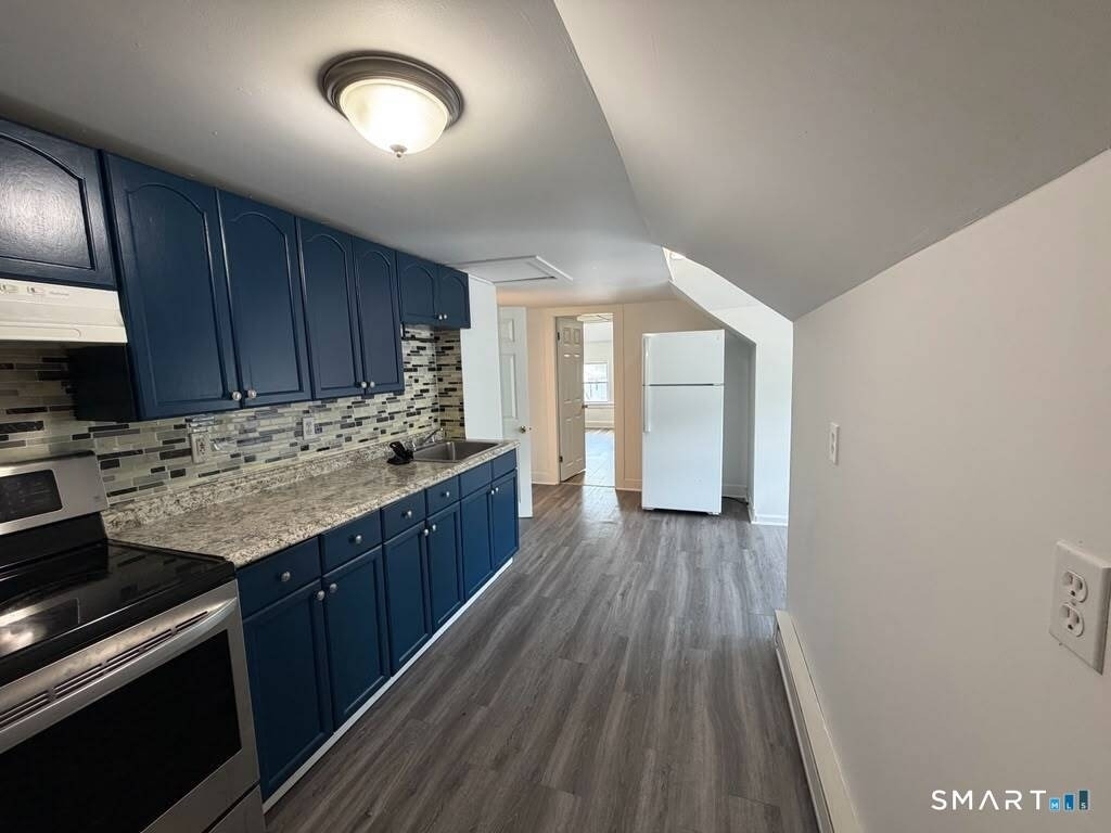 9 Forest Avenue - Photo 3