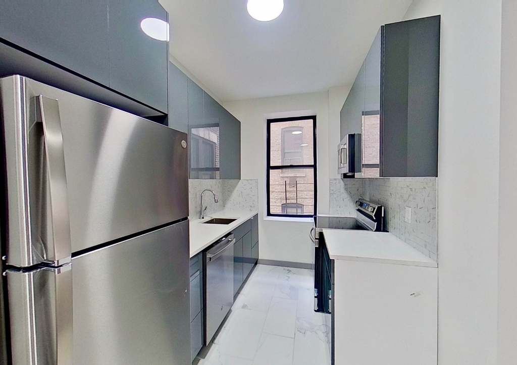 550 West 157th Street - Photo 0