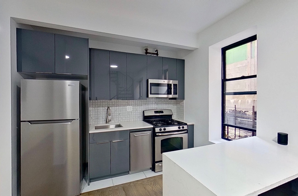 660 West 180th Street - Photo 0