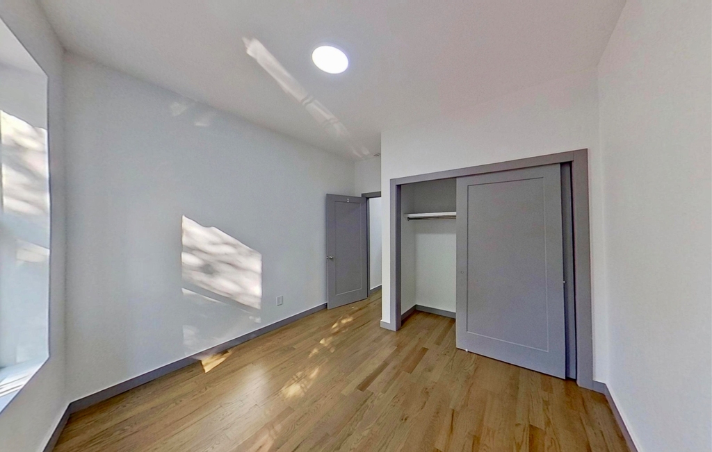 660 West 180th Street - Photo 2