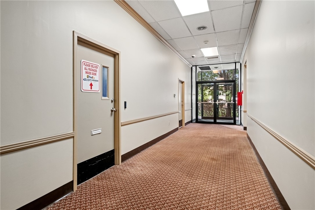 112 Washington Pl - Photo 22