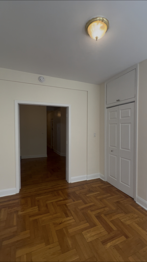 East 12th Street - Photo 2
