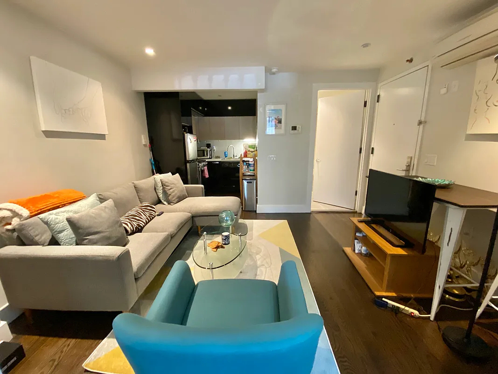 72 Maujer Street - Photo 2