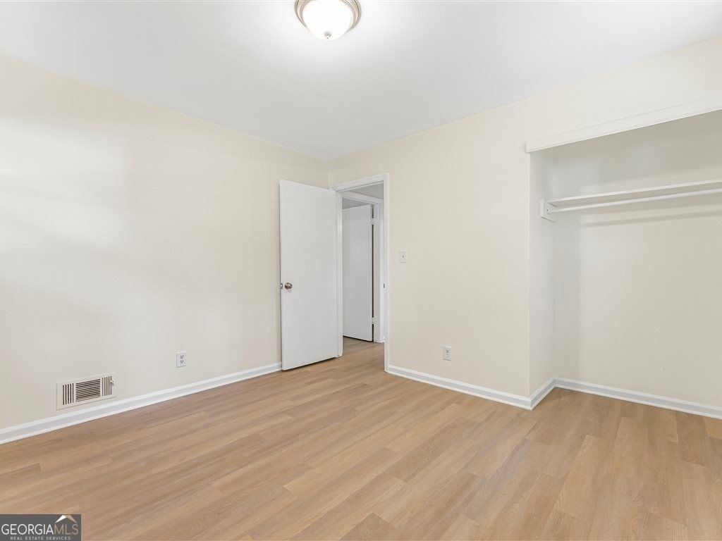 6371 Westbury Road - Photo 18