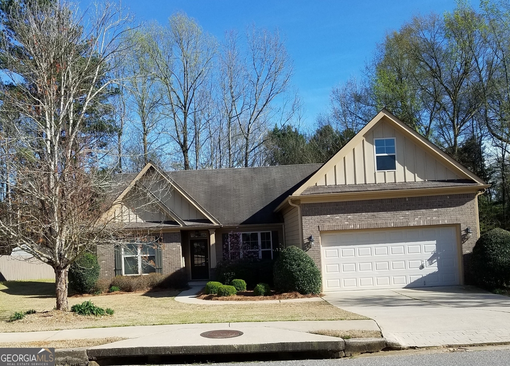 175 Spinner Drive - Photo 0