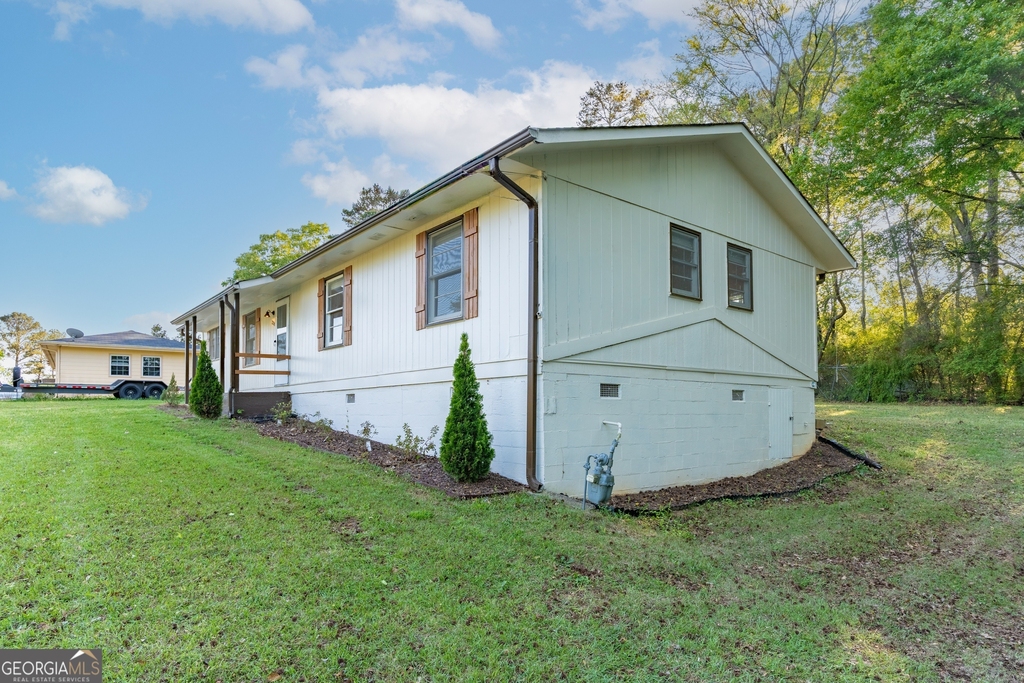 2290 Pinetree Lane Ne - Photo 9