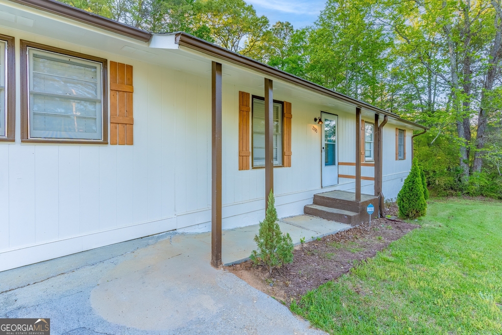 2290 Pinetree Lane Ne - Photo 32