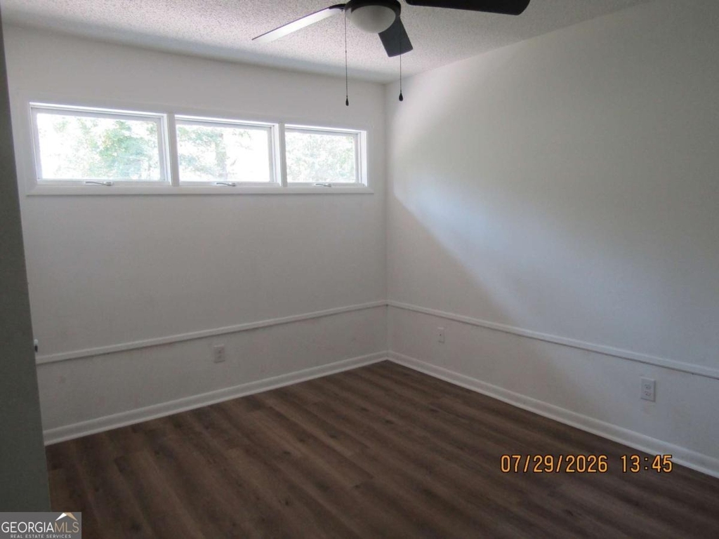 513 Juniper Way - Photo 13
