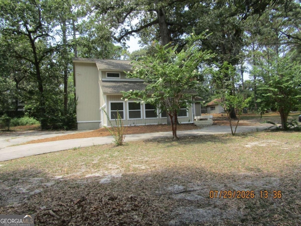 513 Juniper Way - Photo 1