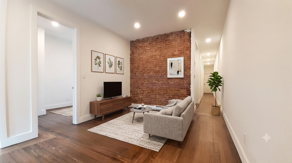 186 Claremont Avenue - Photo 1