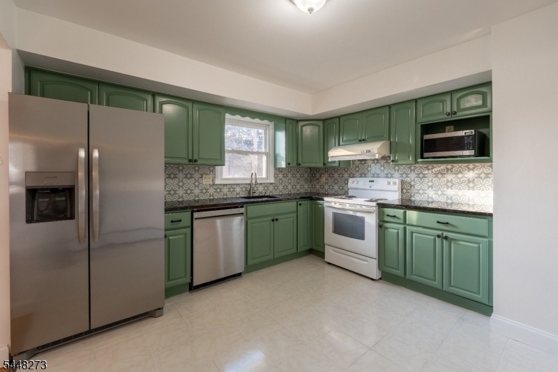 17 Longport Rd - Photo 5
