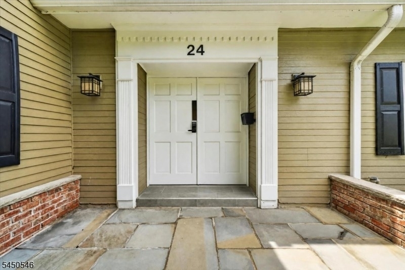 24 Heritage Dr - Photo 18