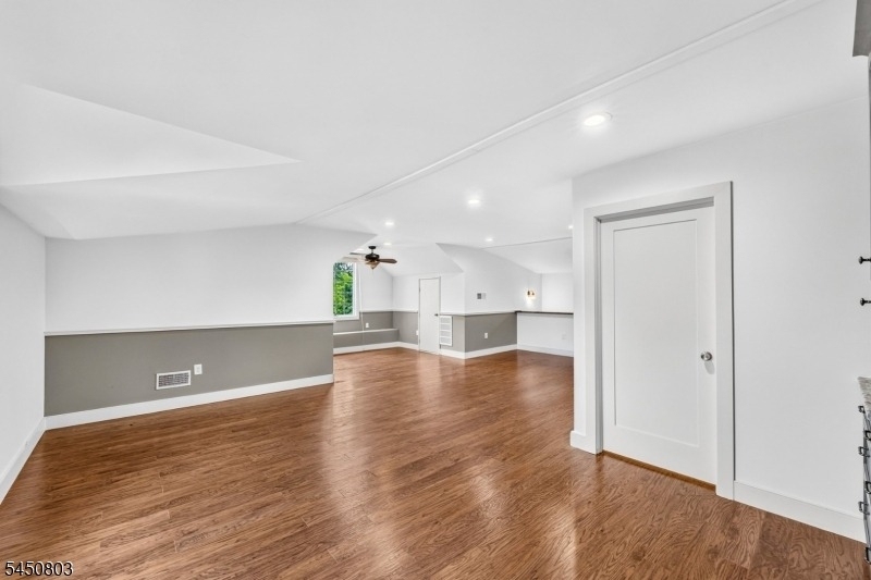 262 Prospect Ave - Photo 28
