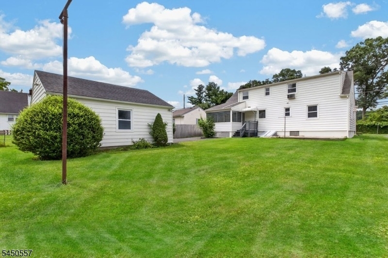 663 Mountain Ave - Photo 5