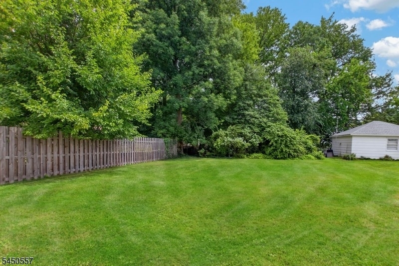663 Mountain Ave - Photo 6