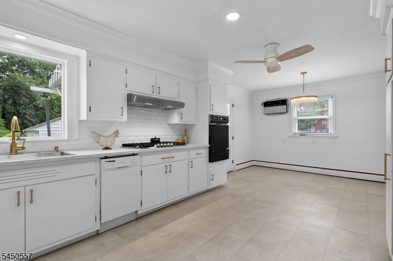 663 Mountain Ave - Photo 3