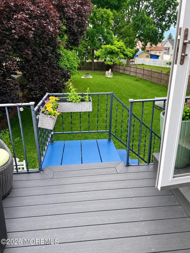 224 Colonial Avenue - Photo 9