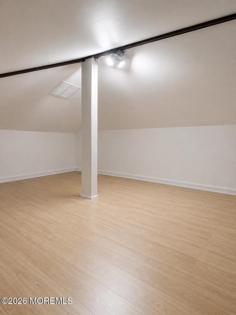 224 Colonial Avenue - Photo 5