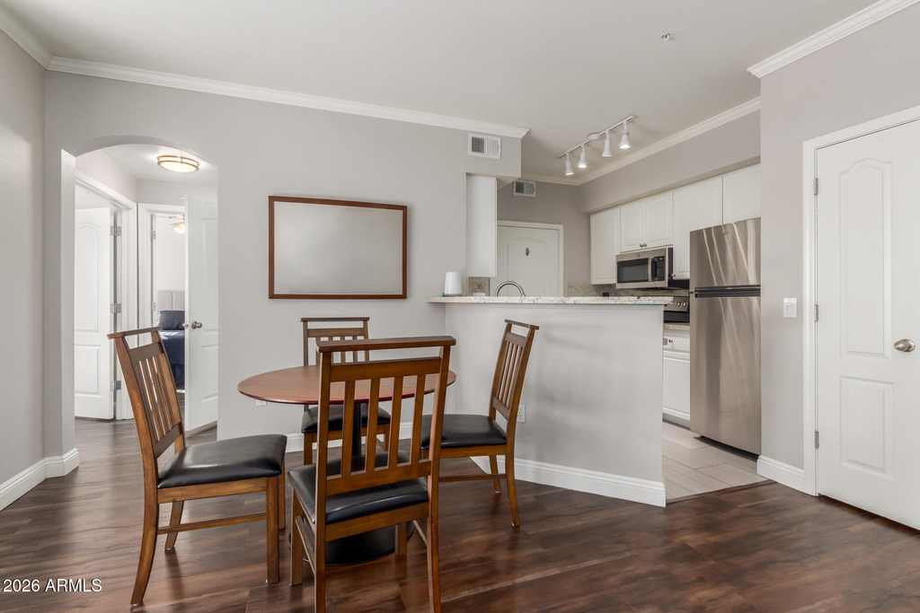 1701 E Colter Street - Photo 3