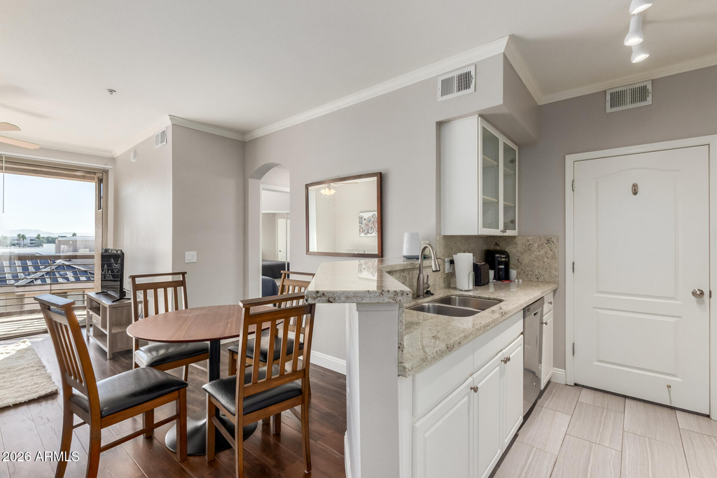 1701 E Colter Street - Photo 5