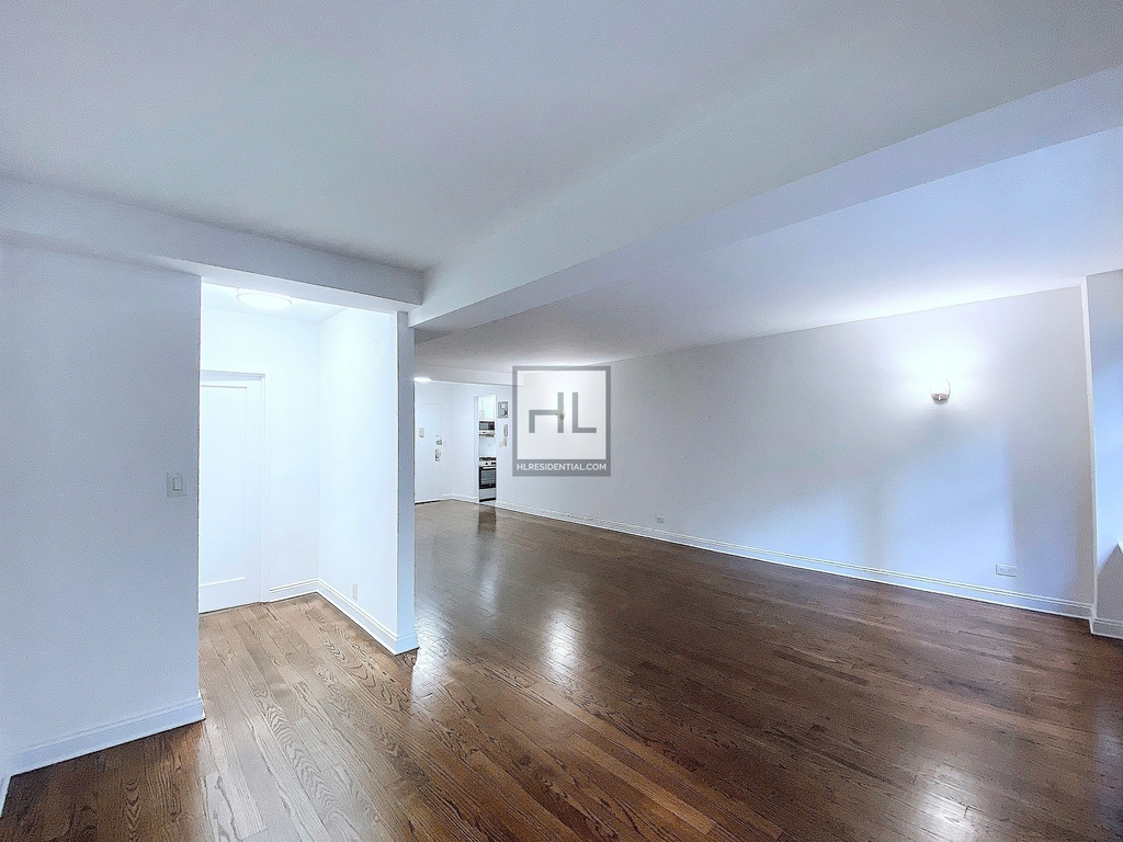 East 57th Street - Photo 1