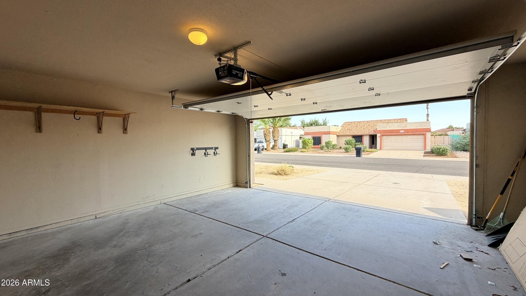 1559 E Whitten Street - Photo 18