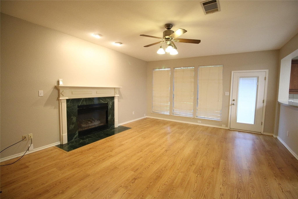 1510 Drexel Court - Photo 10