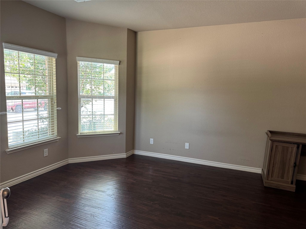 2116 Megan Creek Drive - Photo 3