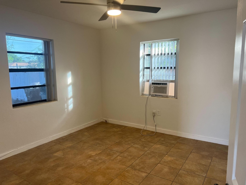 1202 S M Street - Photo 7