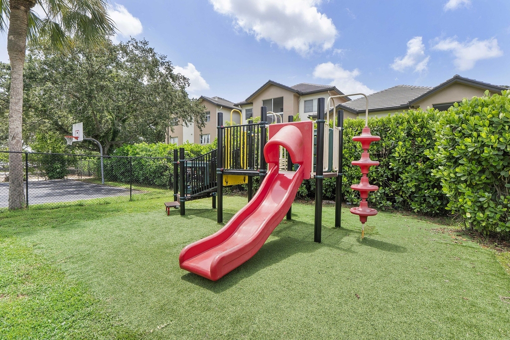 9850 Nw 57th Manor - Photo 35
