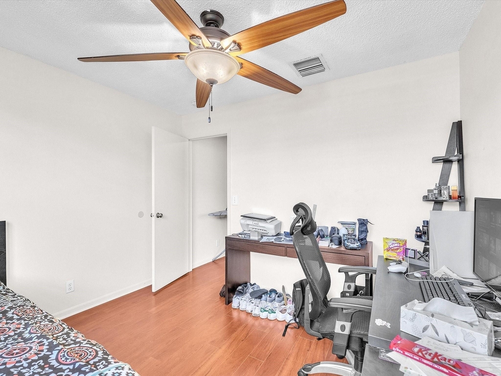 9850 Nw 57th Manor - Photo 30