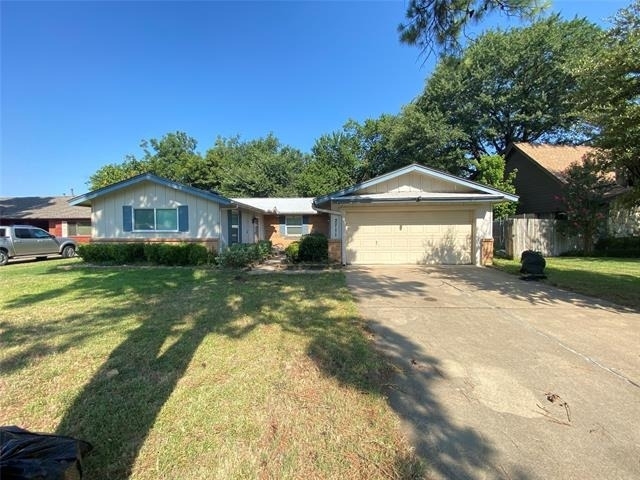 2711 Olympia Drive - Photo 0