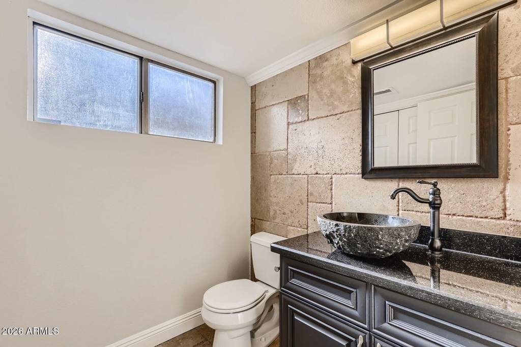 8834 W Willowbrook Drive - Photo 6