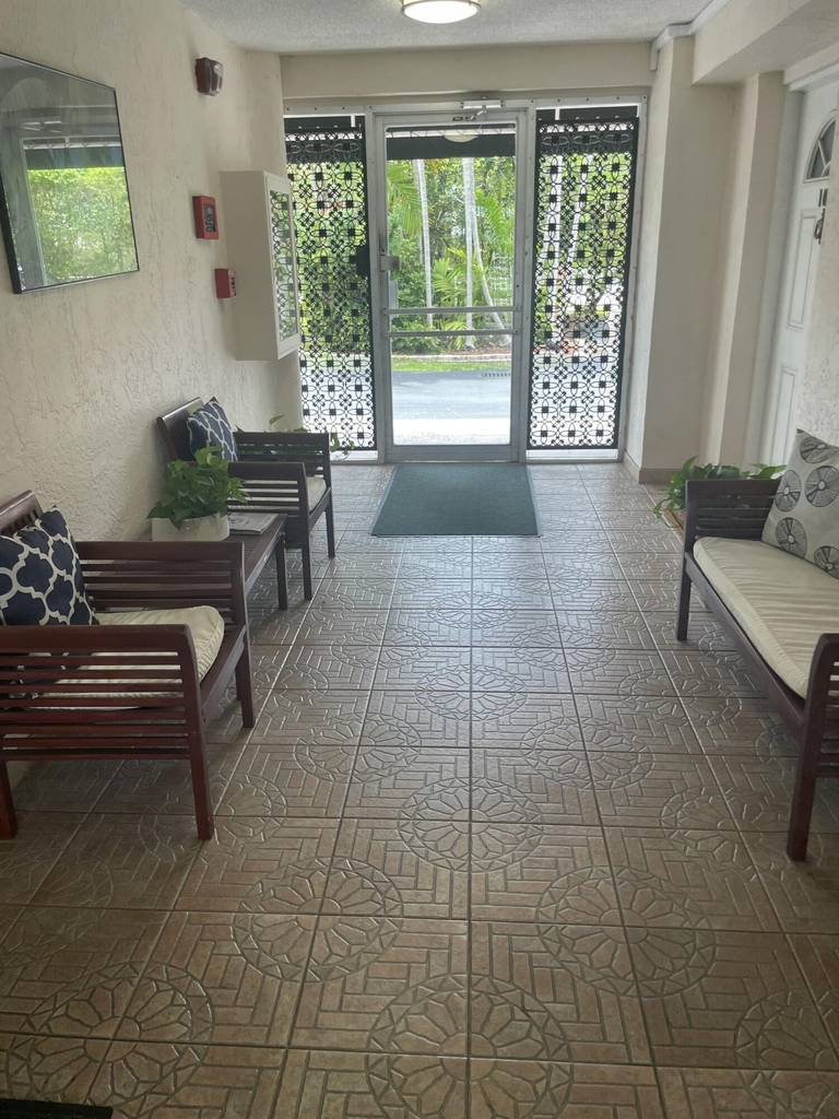 1731 Se 15th Street - Photo 9