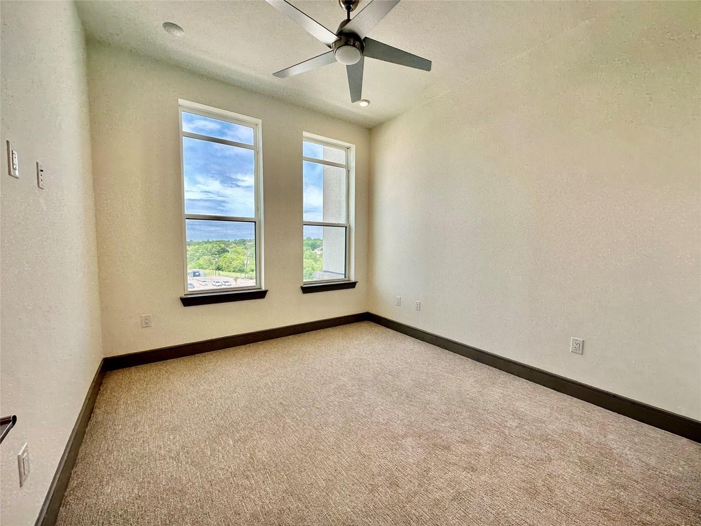 2700 Old Denton - Photo 4
