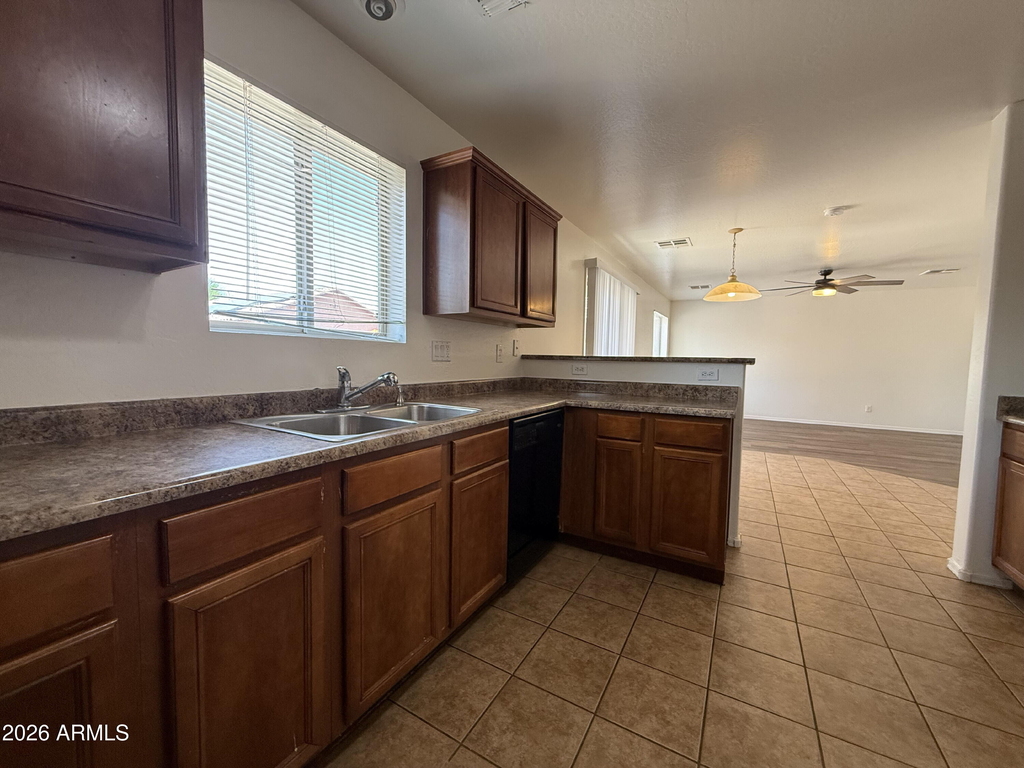 7372 W Ian Drive - Photo 5