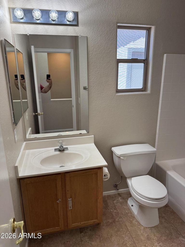 15512 W Marconi Avenue - Photo 13