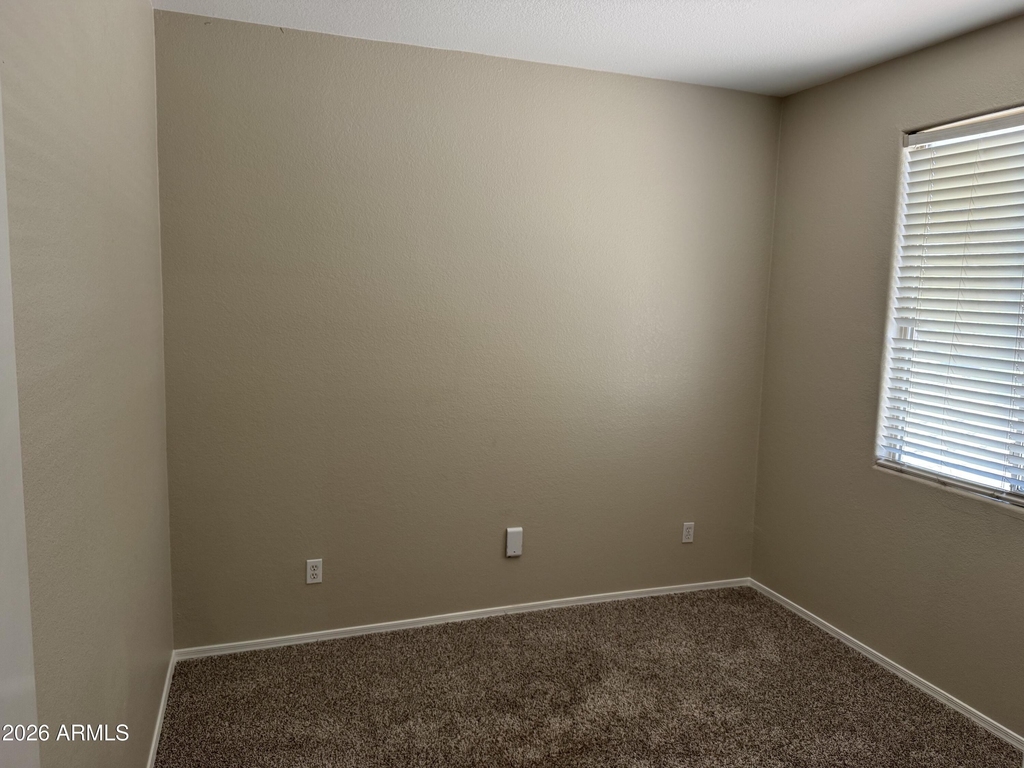 15512 W Marconi Avenue - Photo 10