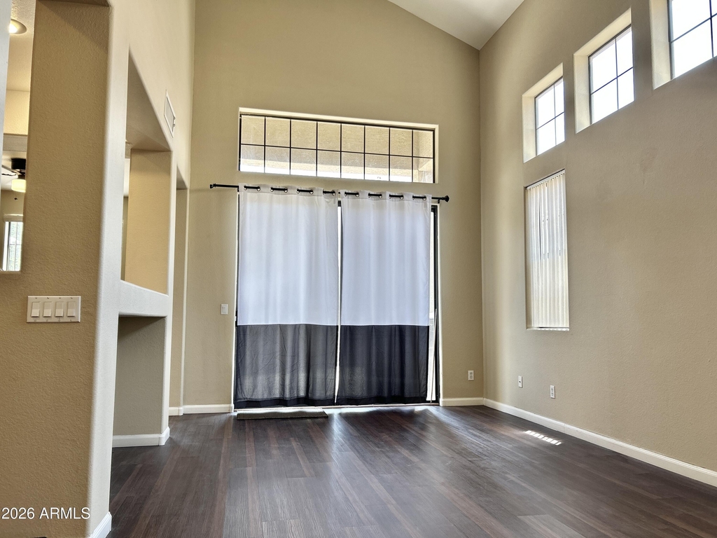 3422 E University Drive - Photo 3