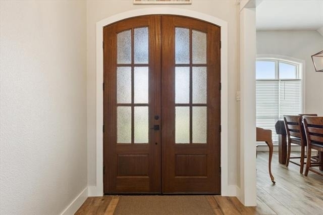 1024 Cecilia Court - Photo 8