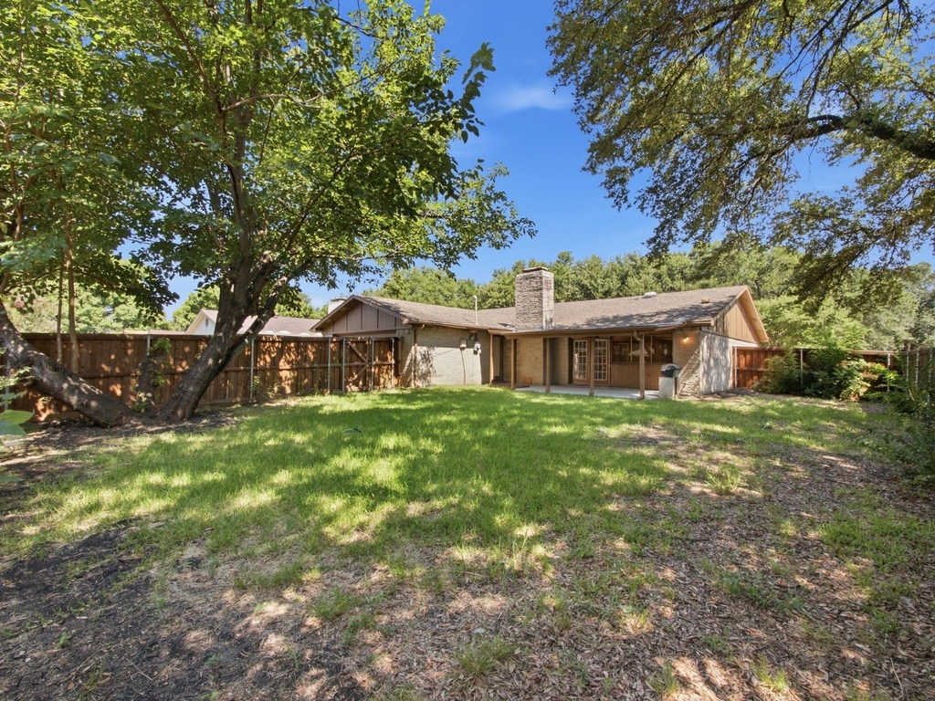1000 Windy Meadow Drive - Photo 20