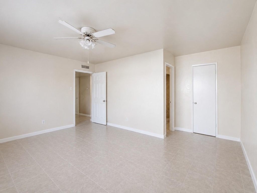 1000 Windy Meadow Drive - Photo 9