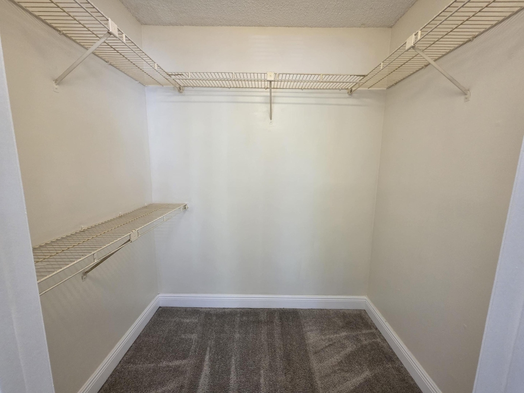 5686 Rock Island Road - Photo 15