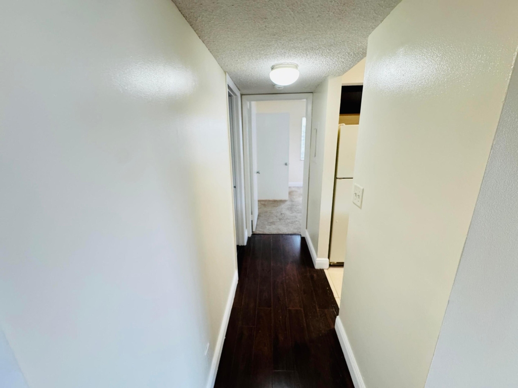 5686 Rock Island Road - Photo 7