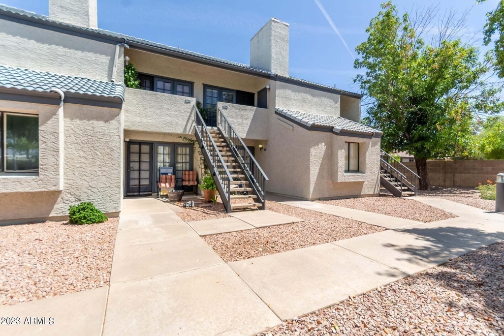 3716 E University Drive - Photo 1