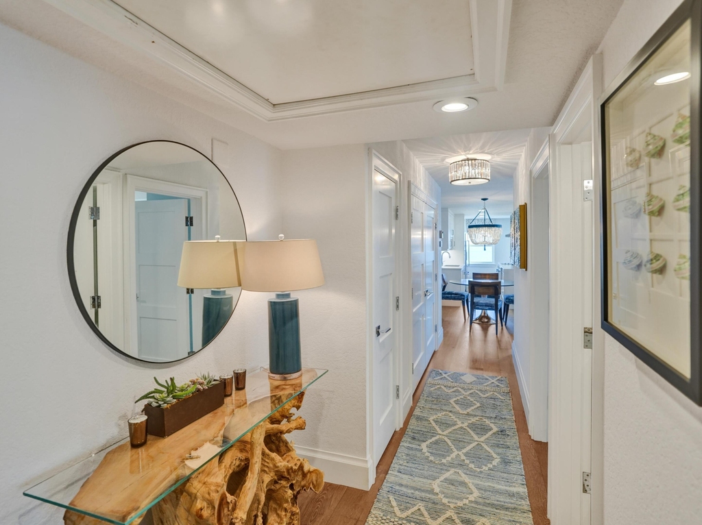 1051 Hillsboro Mile - Photo 7